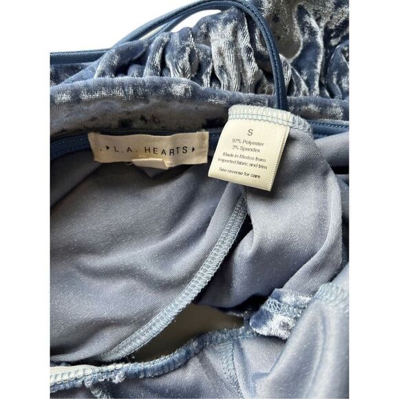 LA Hearts Romper Size Small Open Back Crushed Velvet Periwinkle Blue Velour - Picture 16 of 16